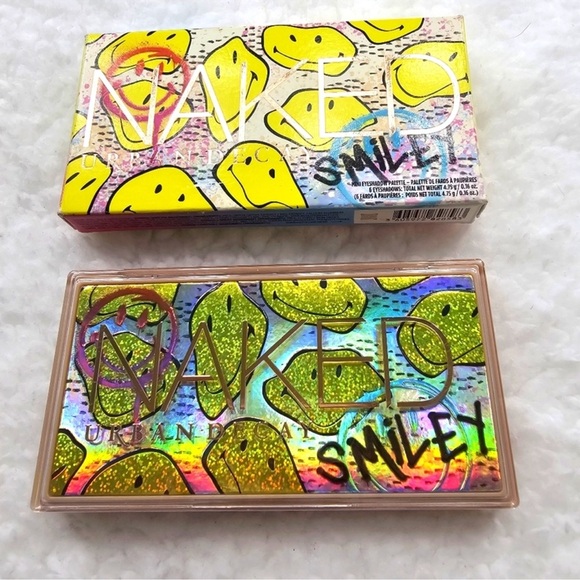 Exclusive Limited Edition Urban Decay SMILEY Mucho Happy Eyeshadow Pallet - Picture 5 of 12